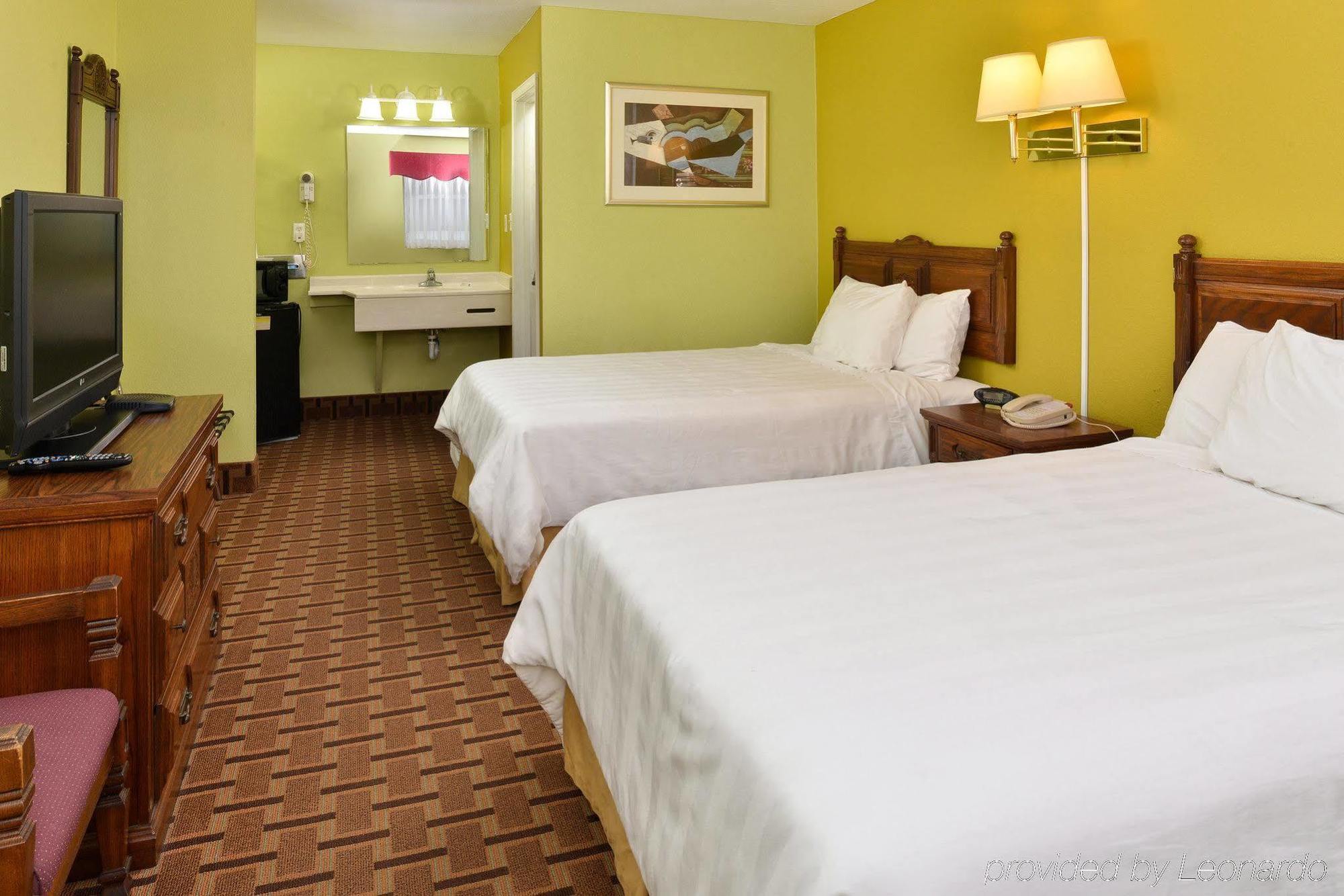 American Inn Princeton Ngoại thất bức ảnh